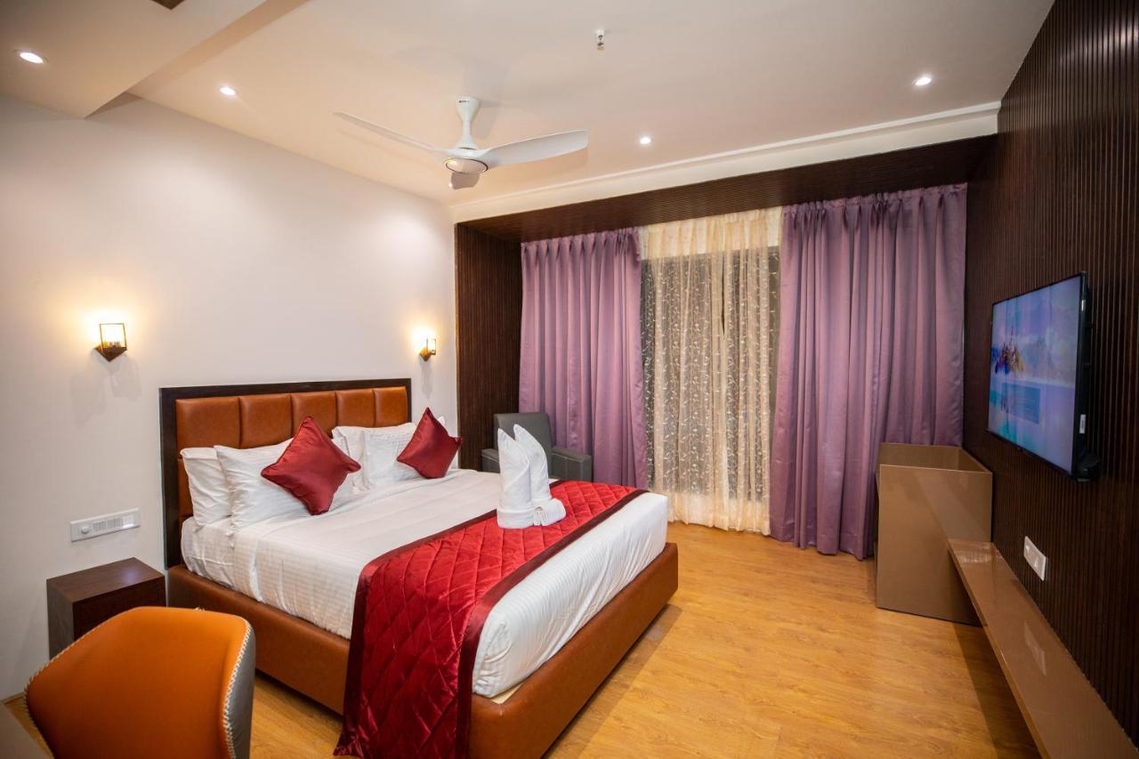 Hotel Silver Cle Hyderabad Exterior photo