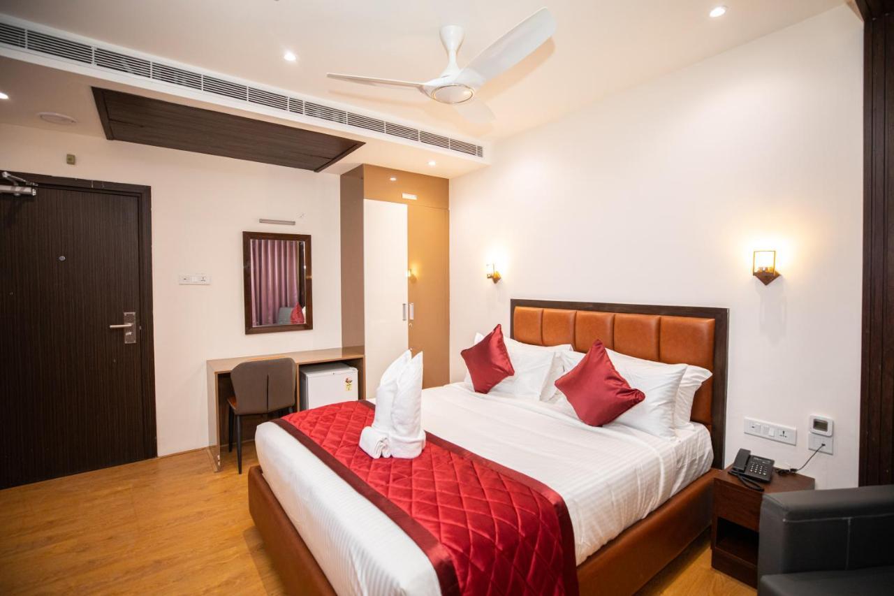 Hotel Silver Cle Hyderabad Exterior photo